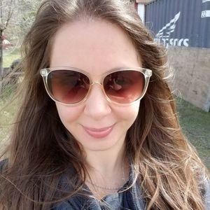 Meet your Posher, Patricia